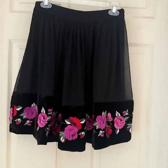 Kate Spade Madison Ave Collection Floral Embroidered Skirt Rare - Picture 2 of 4